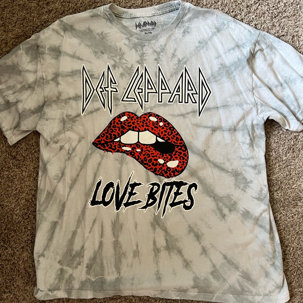 DEF LEPPARD Shirt!